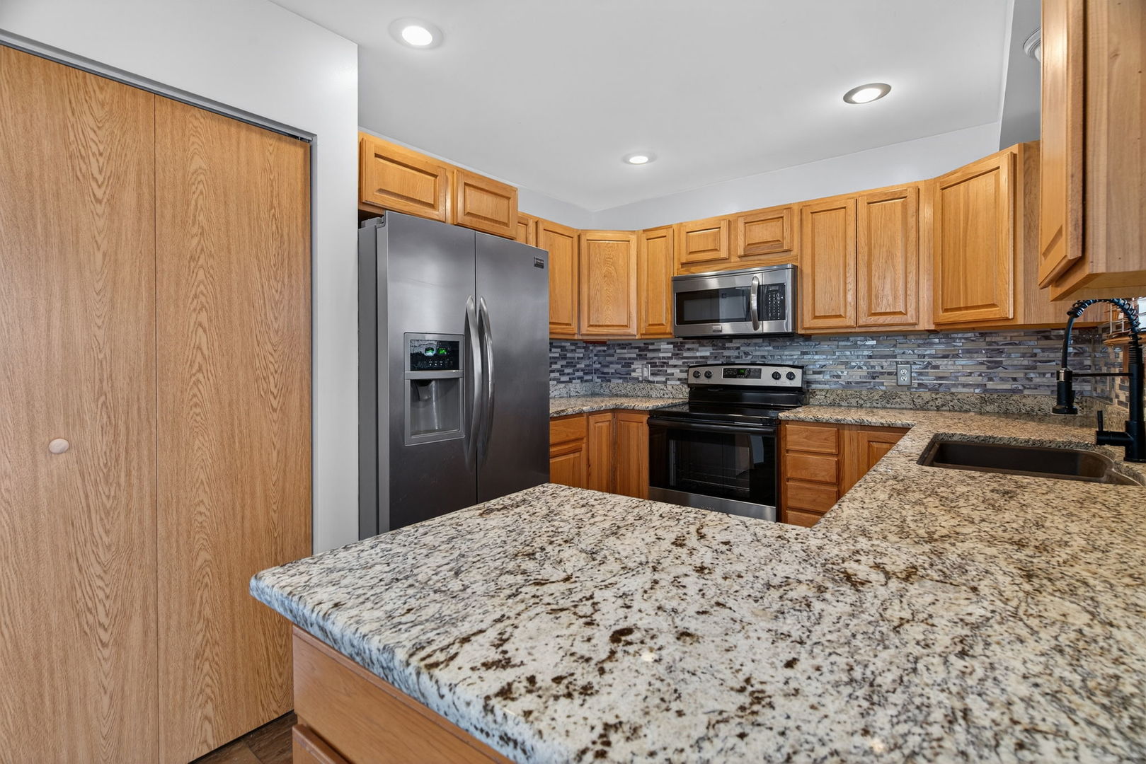 34146 S Wildwood Street