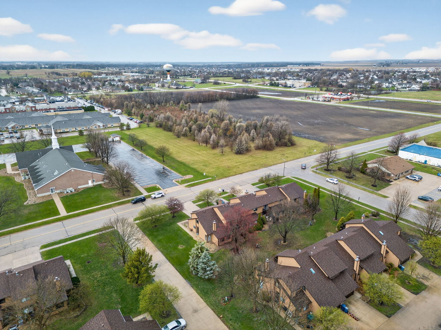 1229 Lakewood Drive Unit: A