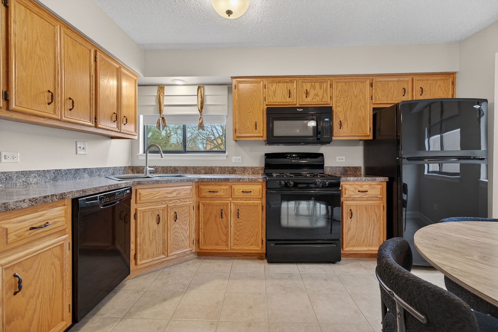 1229 Lakewood Drive Unit: A