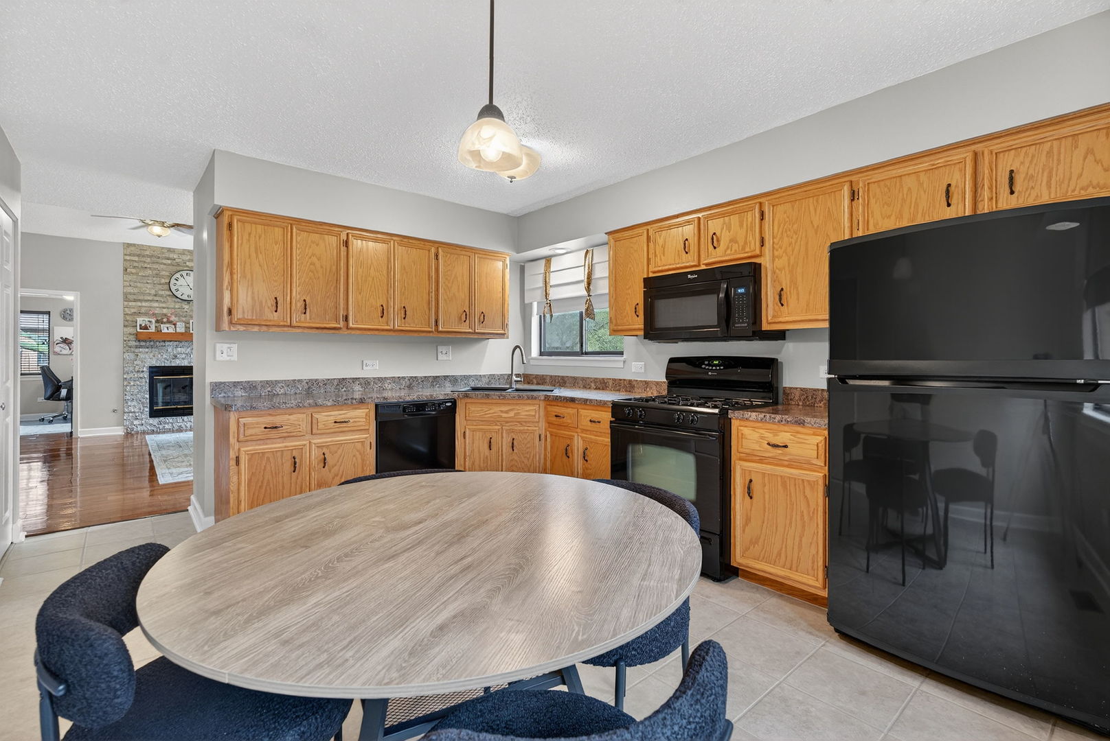 1229 Lakewood Drive Unit: A