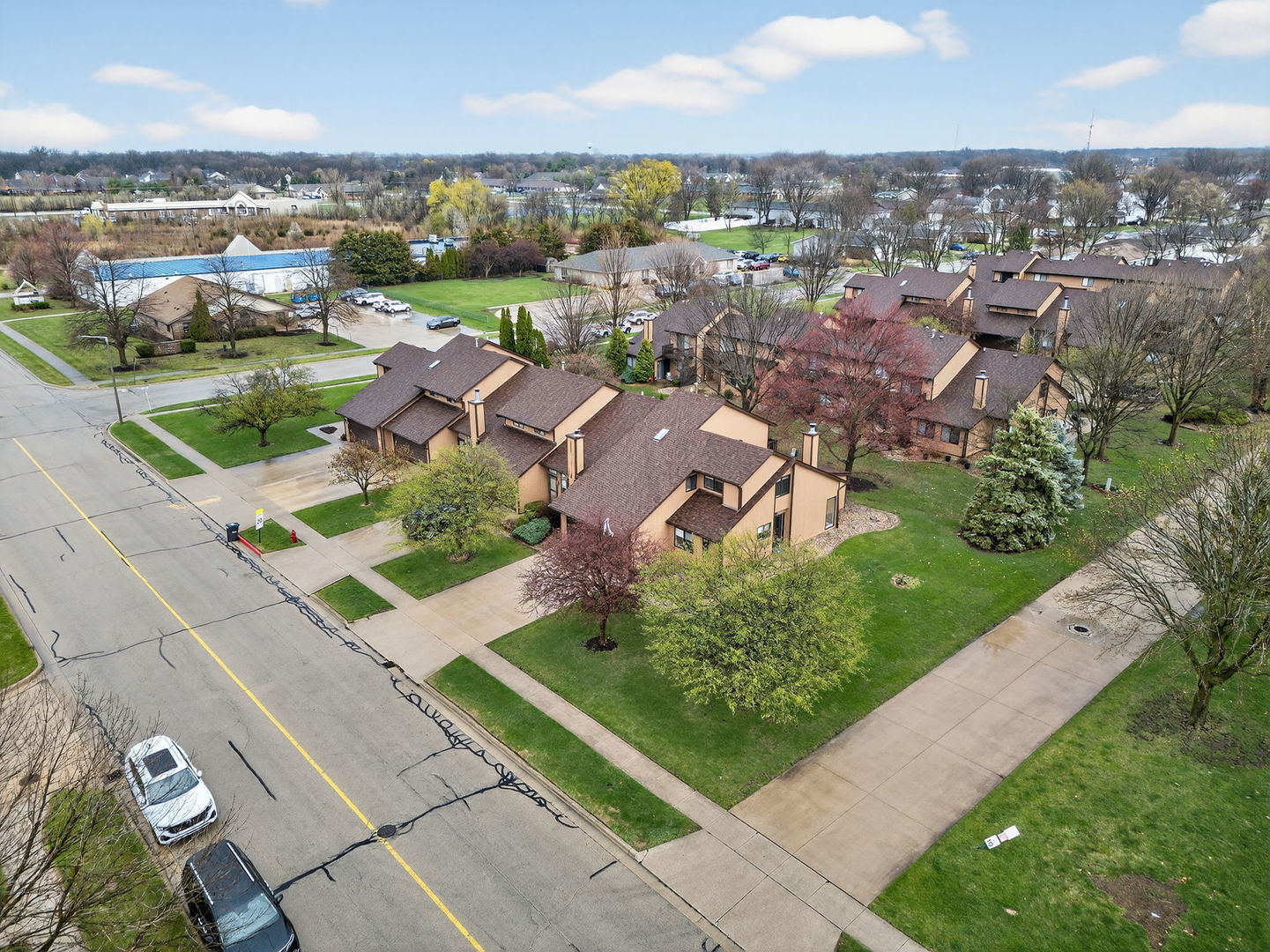 1229 Lakewood Drive Unit: A