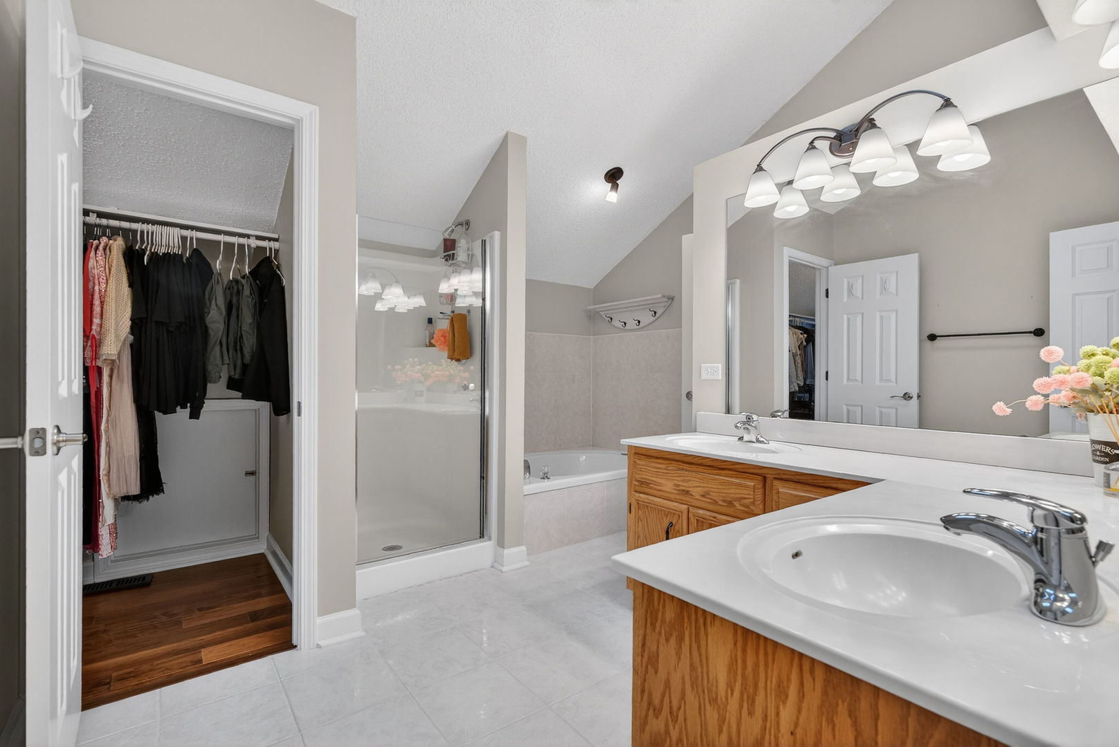 1229 Lakewood Drive Unit: A