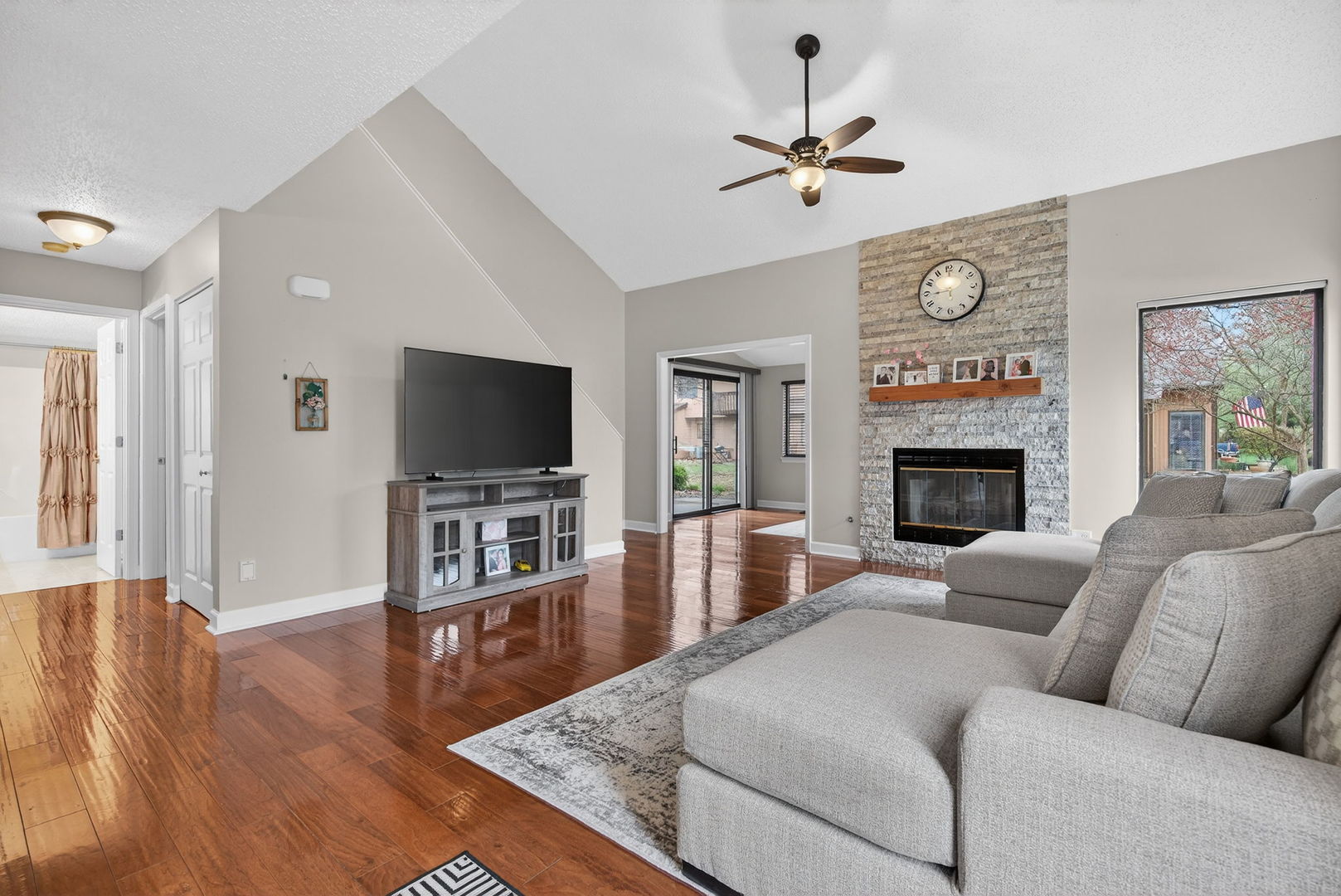 1229 Lakewood Drive Unit: A