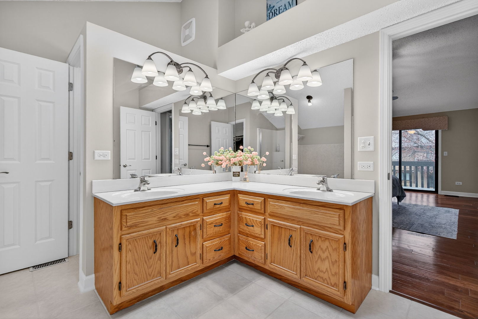 1229 Lakewood Drive Unit: A