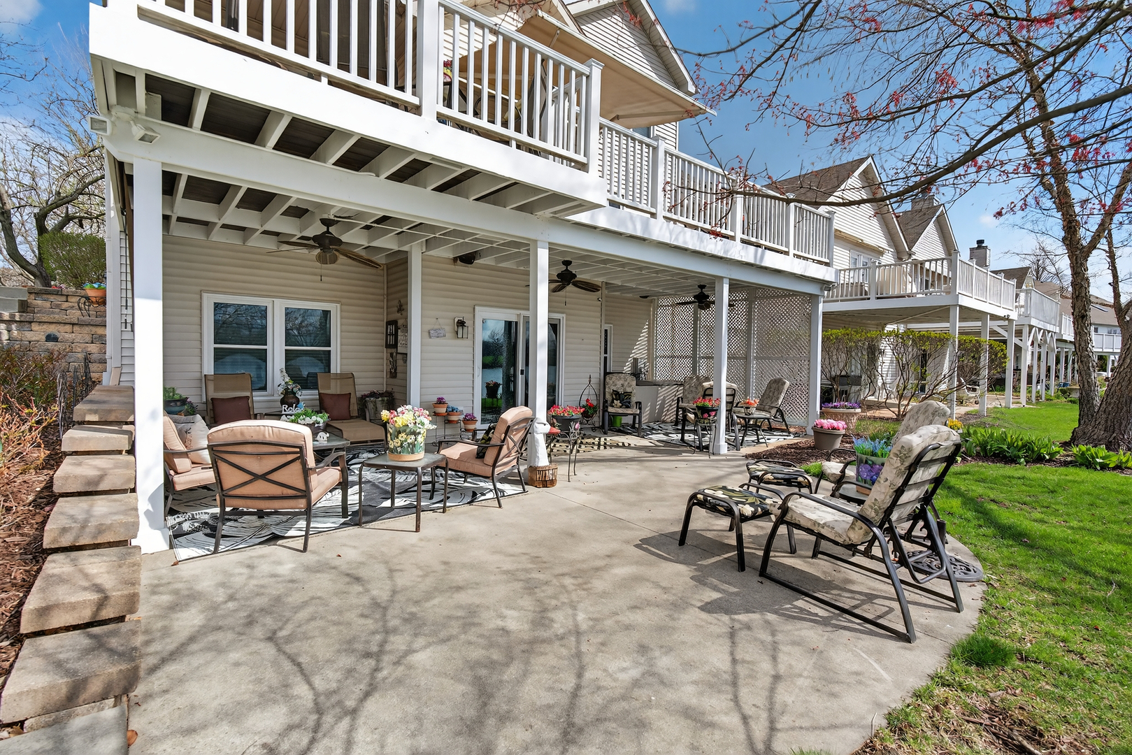 3434 Lake Shore Drive