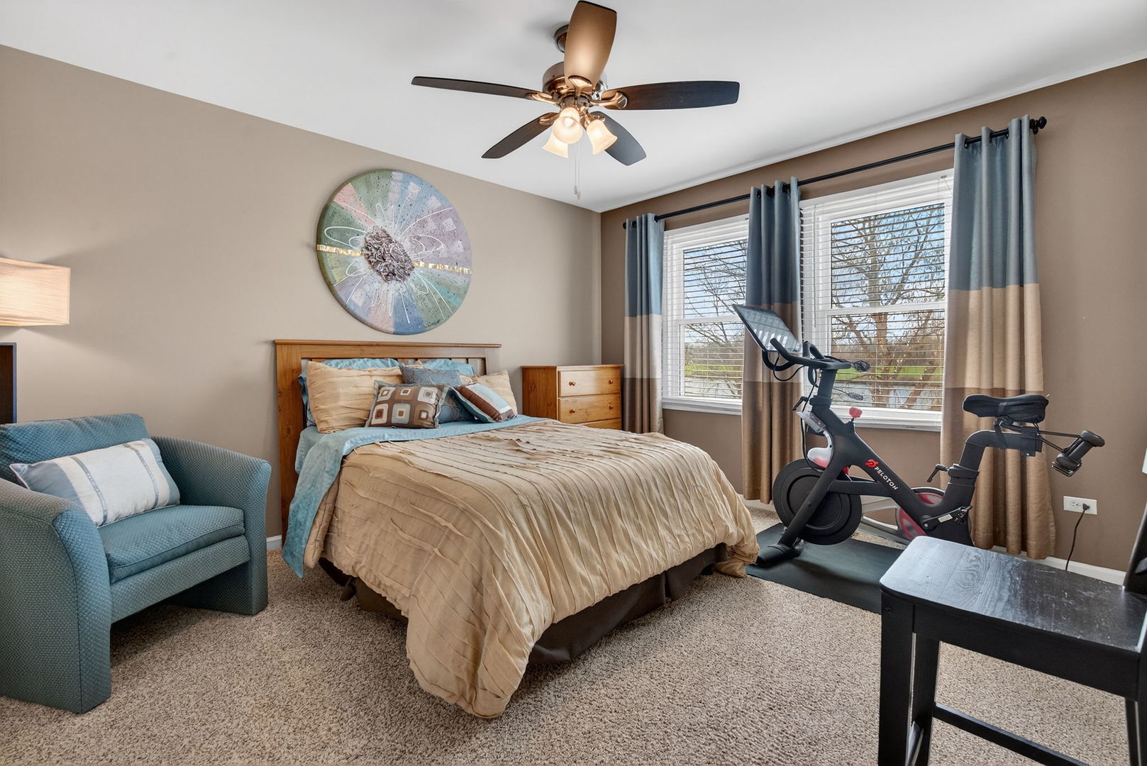 3434 Lake Shore Drive