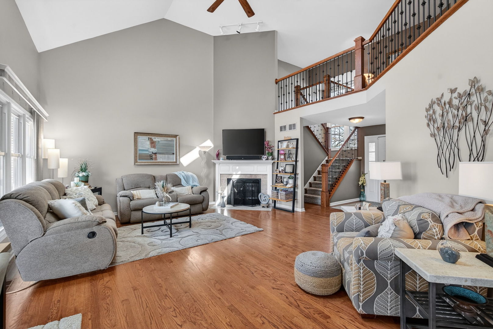 3434 Lake Shore Drive