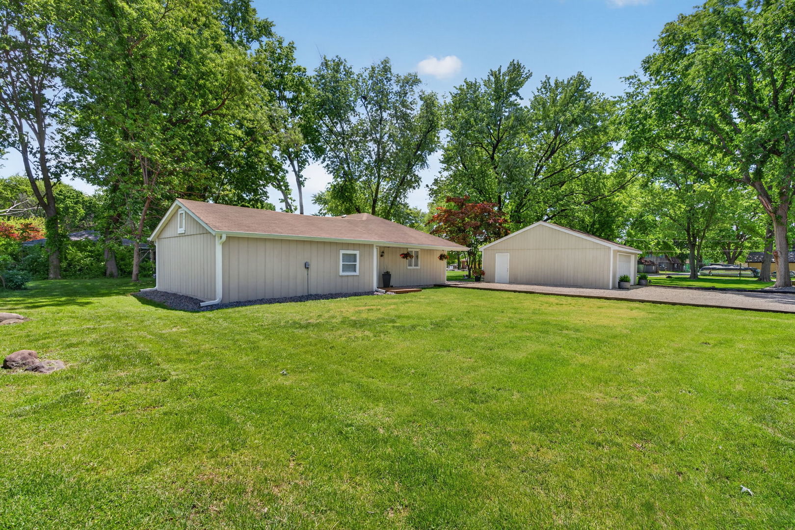 28343 S Cedar Lane