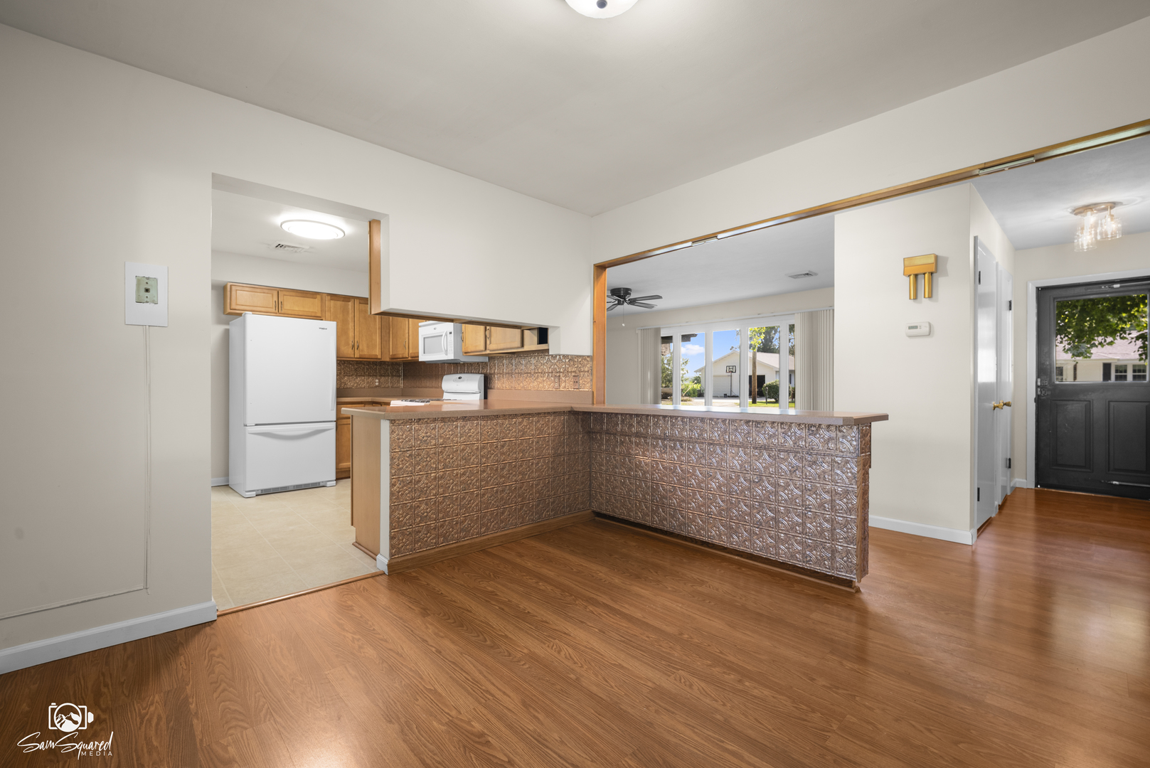 670 N 4th Avenue