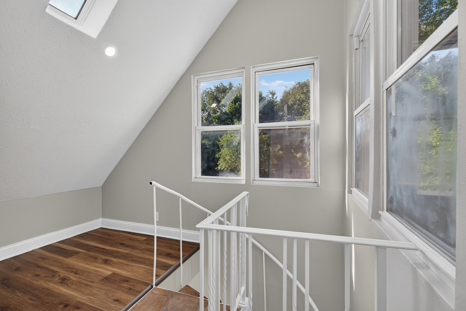 335 E Southmor Road