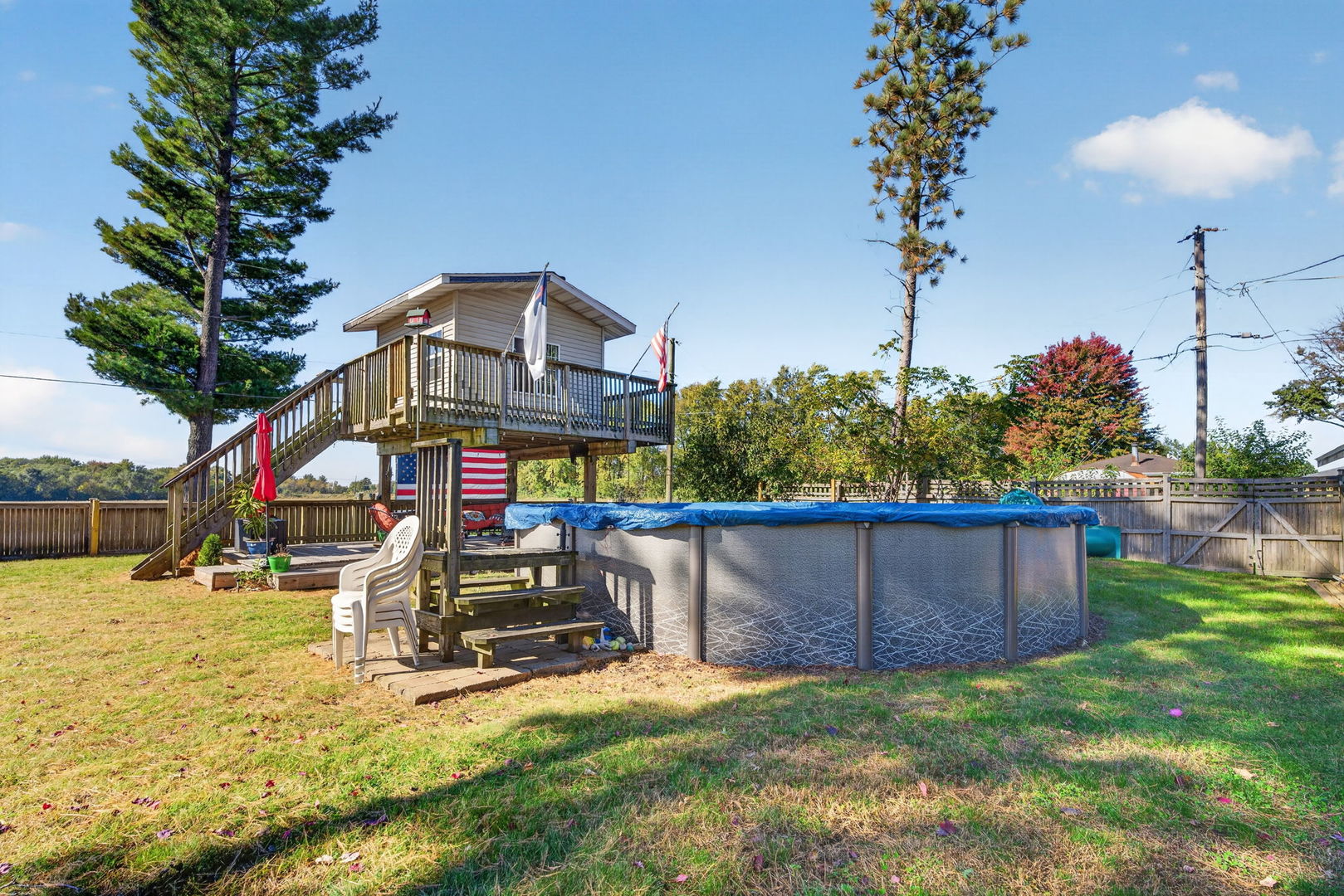 290 W 3rd Street