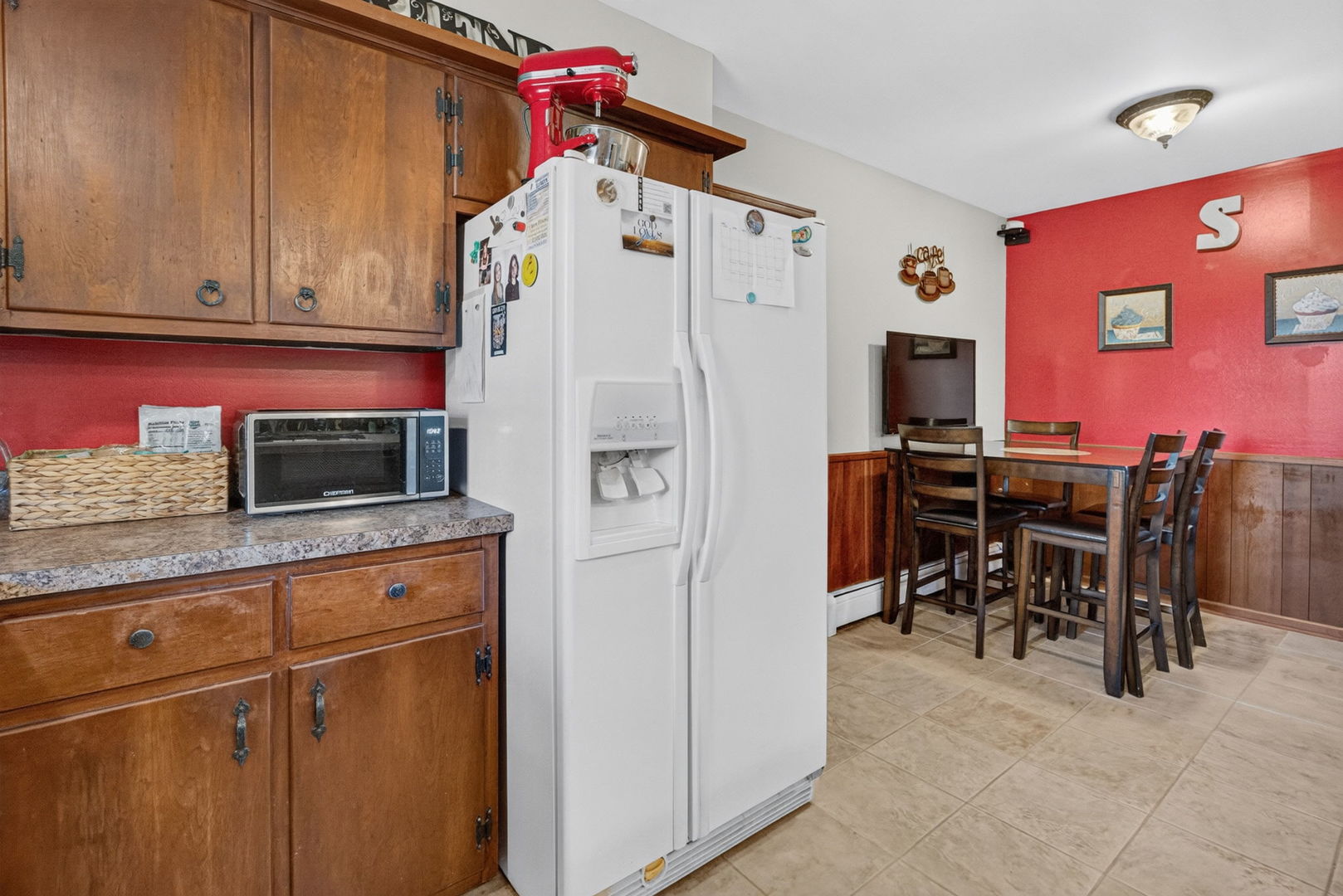 290 W 3rd Street