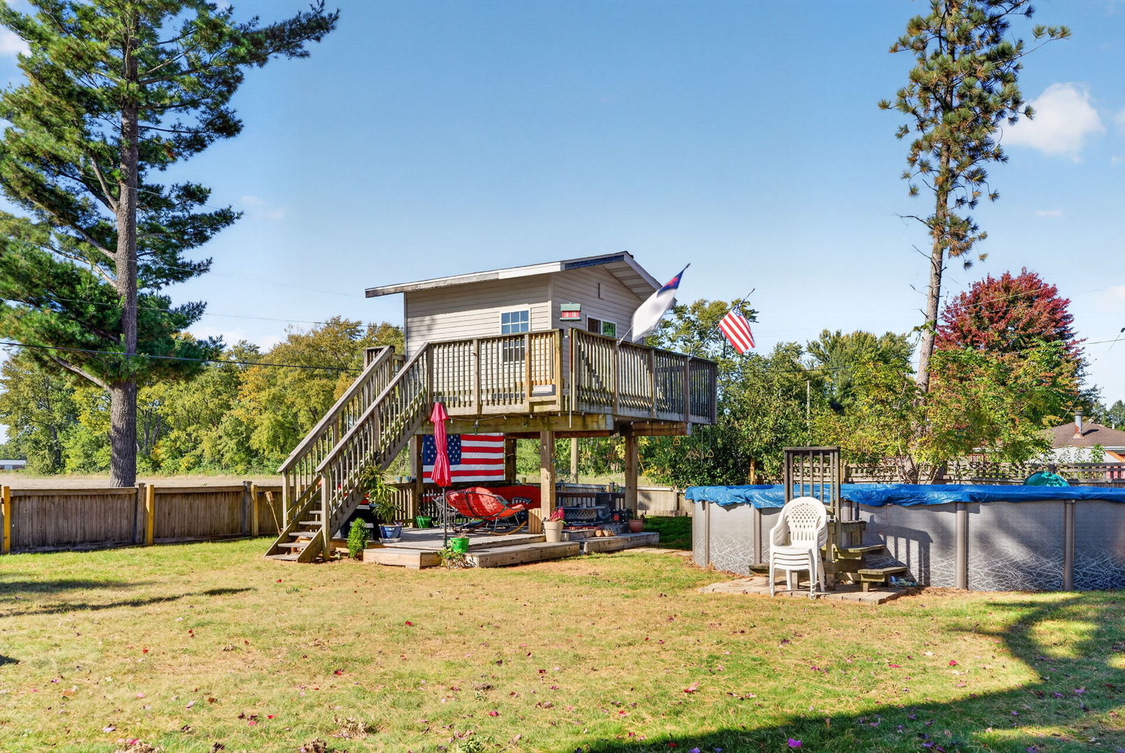 290 W 3rd Street