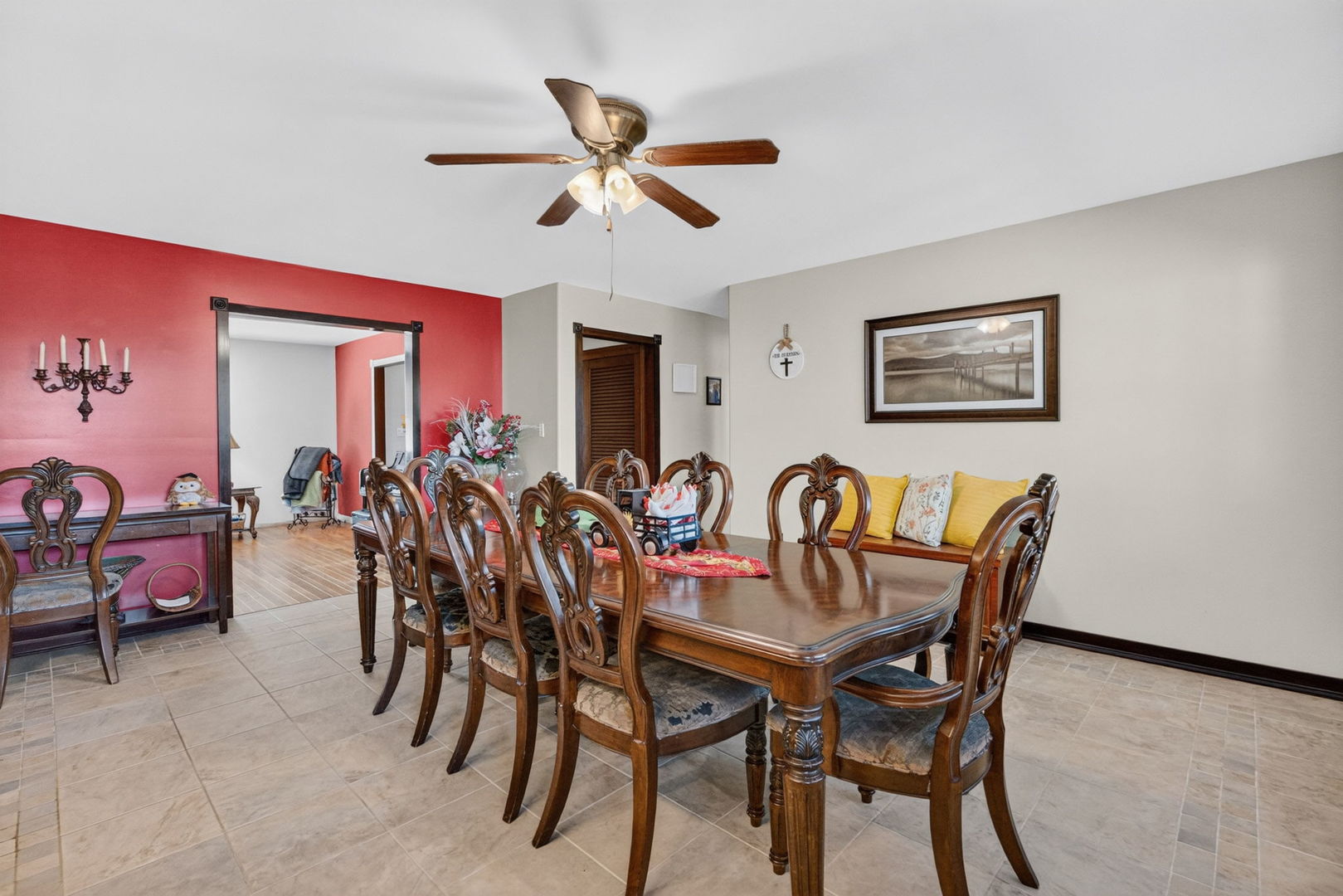 290 W 3rd Street