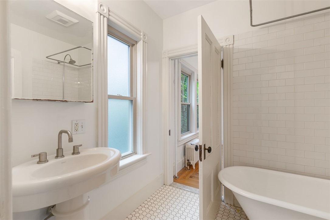 133 Lexington Avenue 1