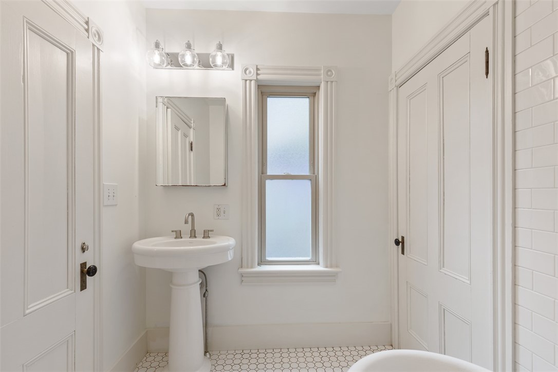 133 Lexington Avenue 1