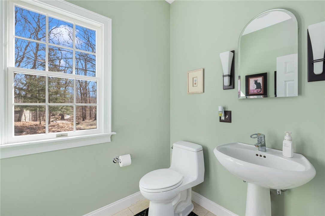 211 Woodridge Drive