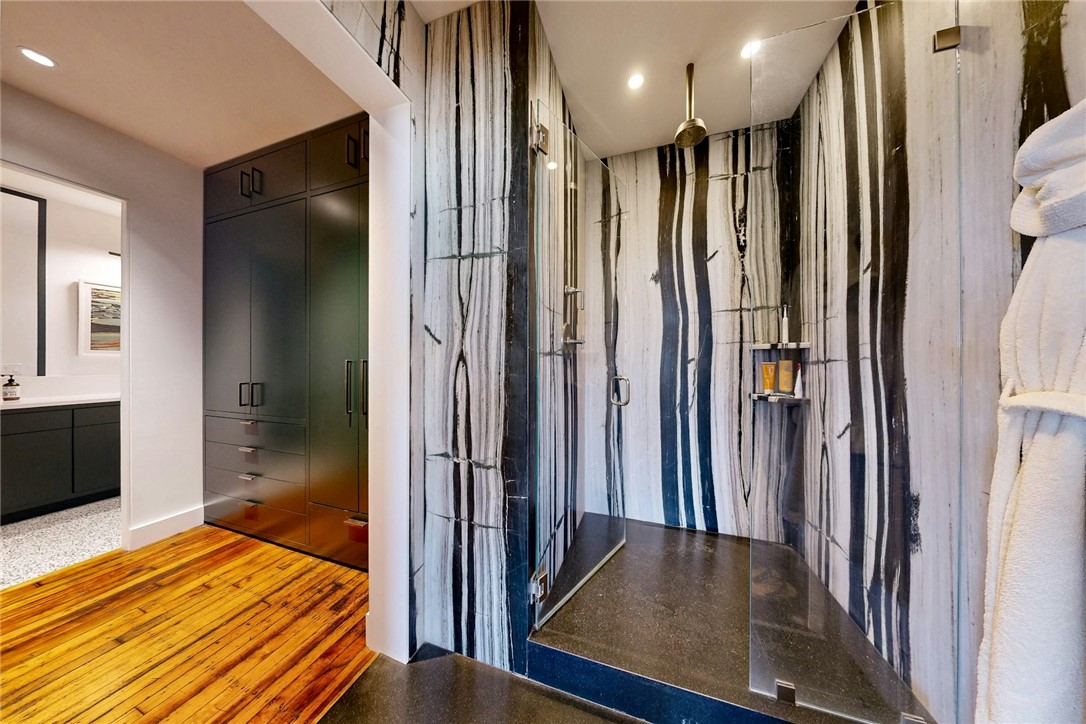 14 Imperial Place 302