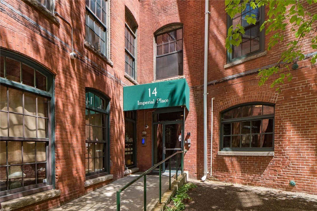 14 Imperial Place 302