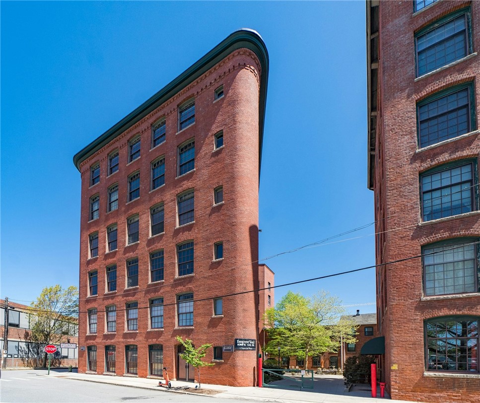 14 Imperial Place 302