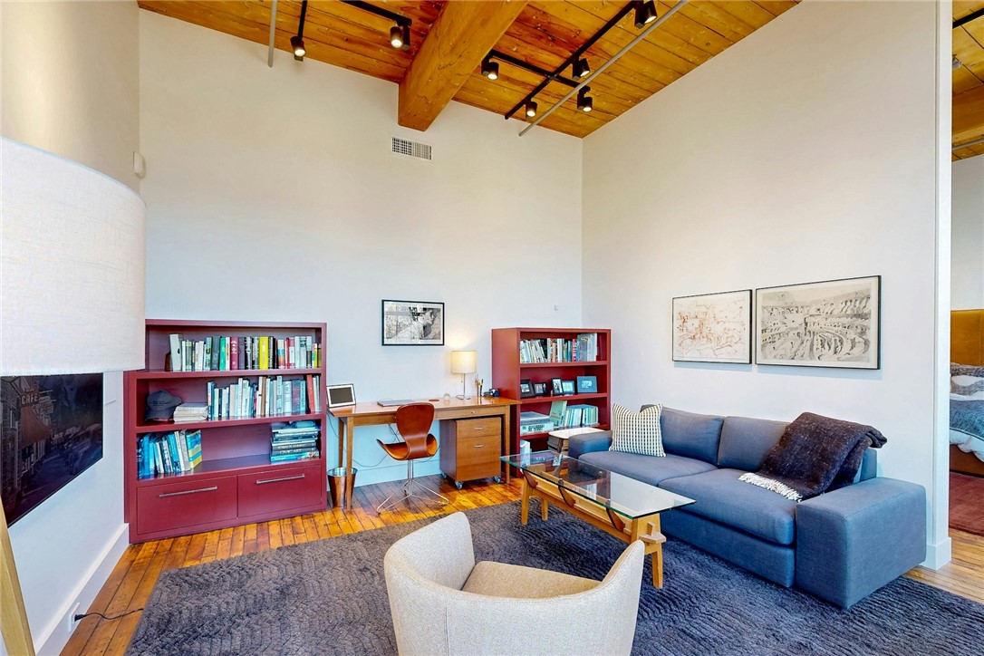 14 Imperial Place 302