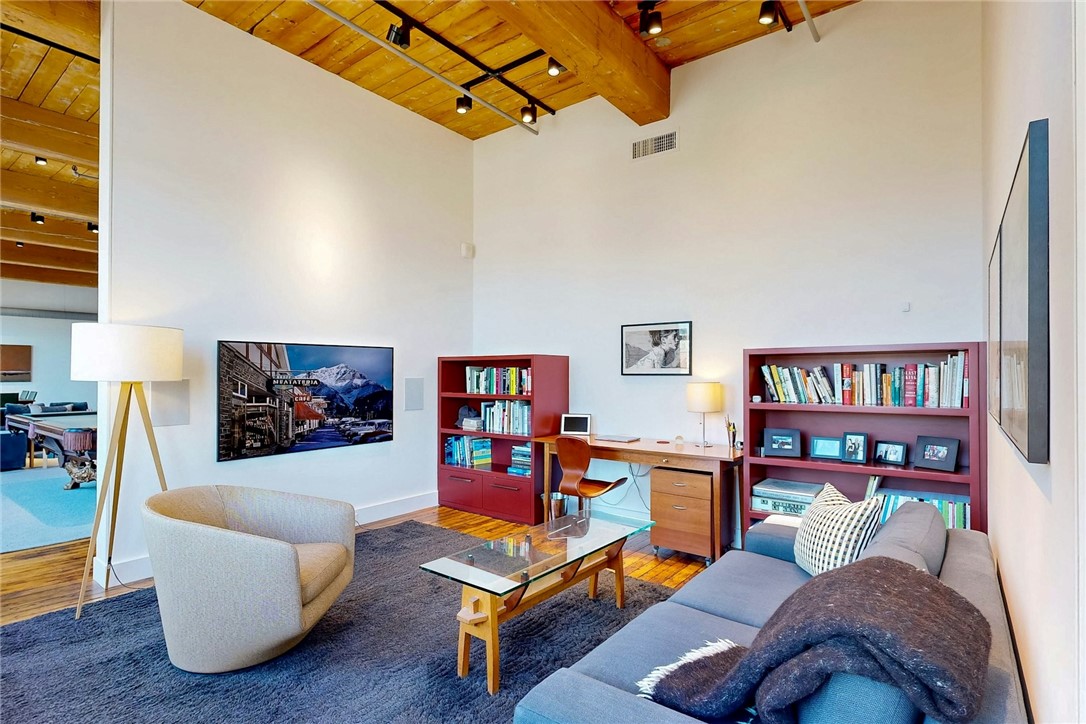14 Imperial Place 302