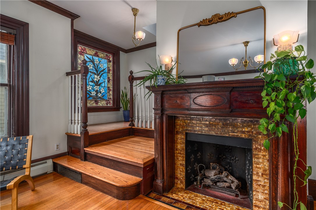 203 Lexington Avenue