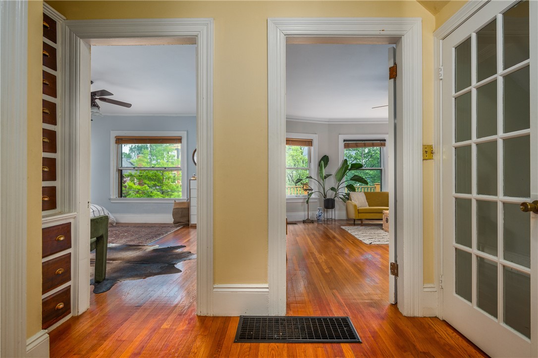 203 Lexington Avenue