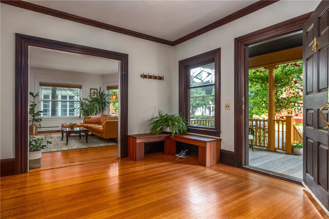 203 Lexington Avenue