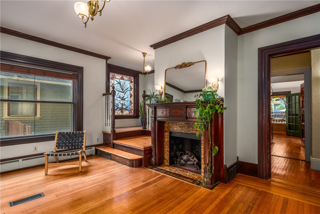 203 Lexington Avenue