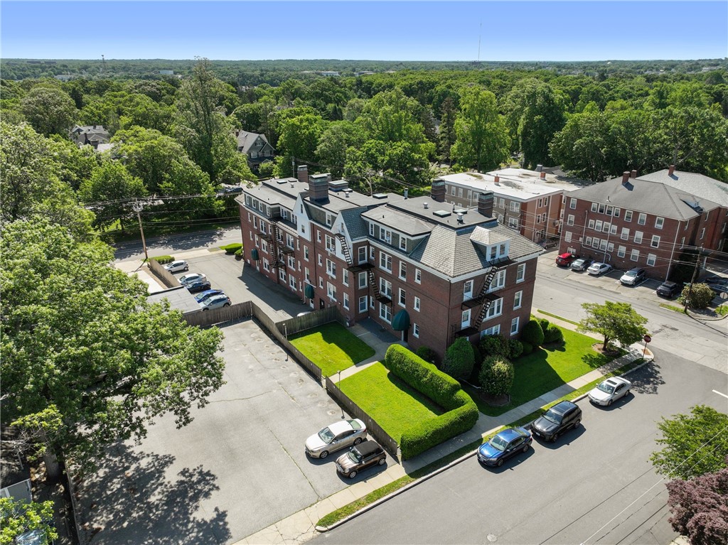 234 President Avenue 4