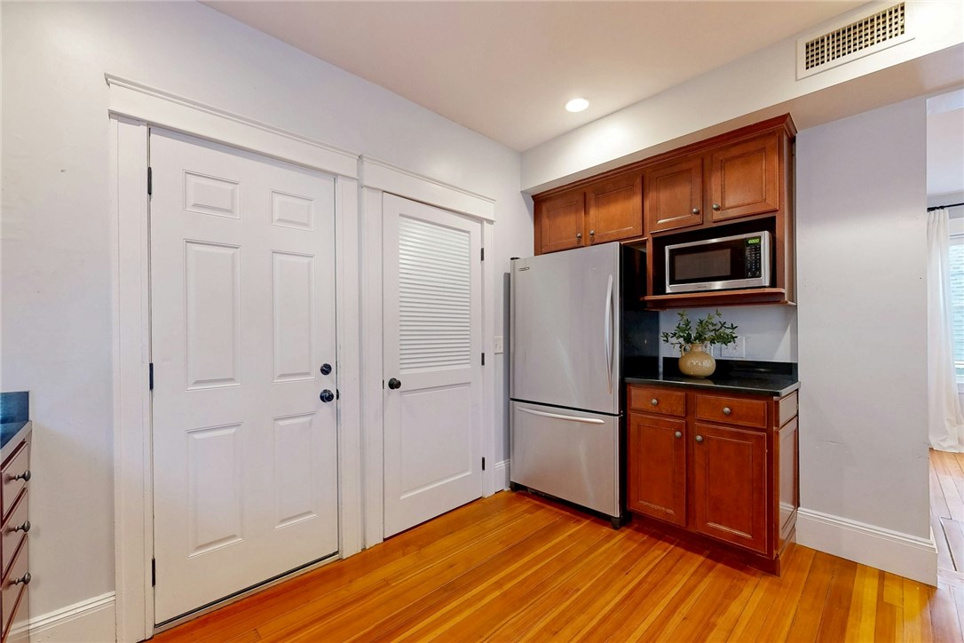 133 Sixth Street 2