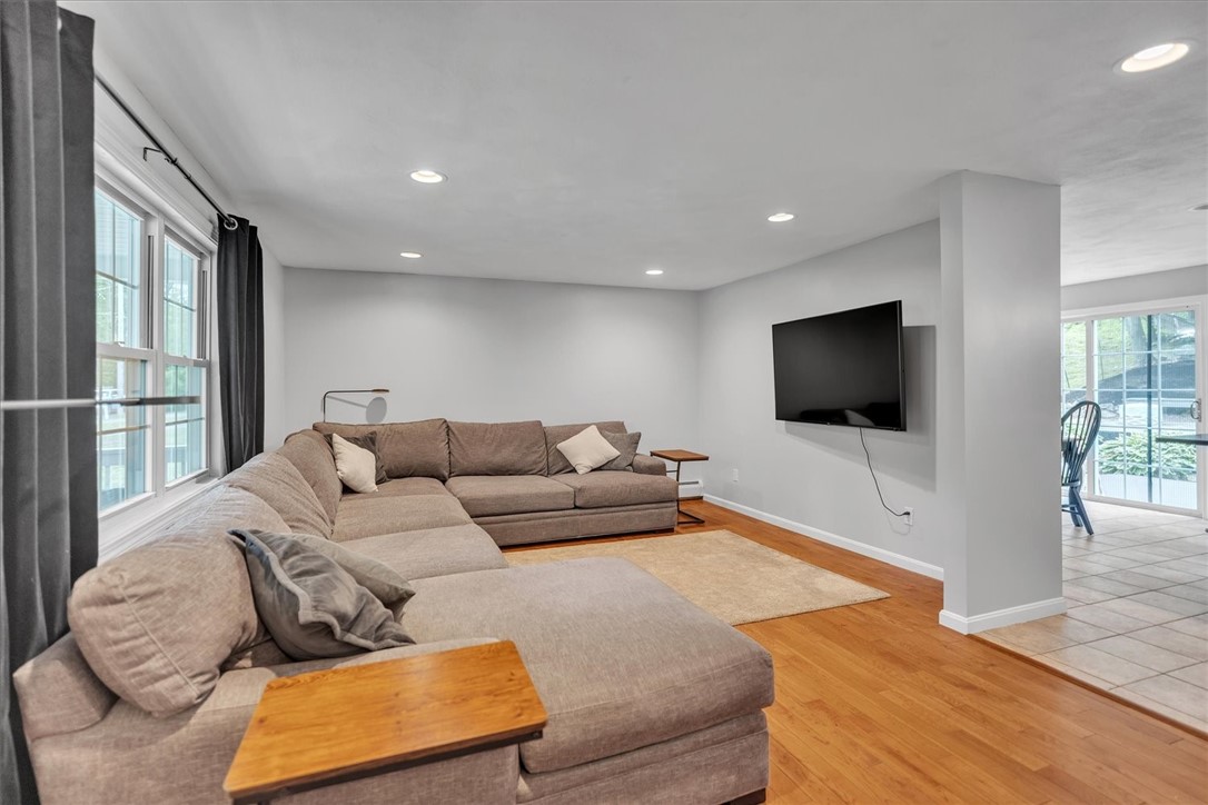 23 Blissdale Avenue
