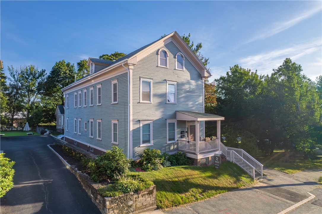 121 Doyle Avenue 2
