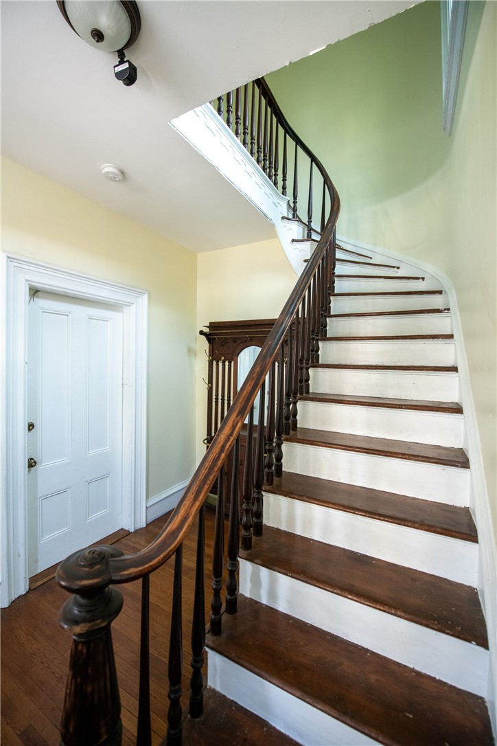 121 Doyle Avenue 2