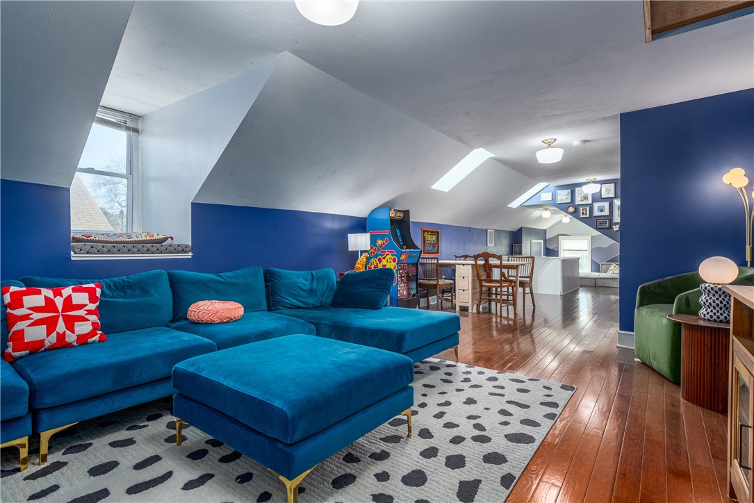 121 Doyle Avenue 2