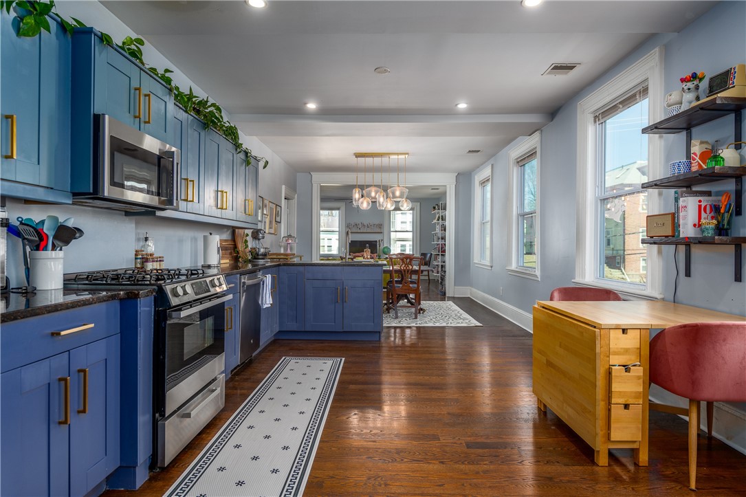 121 Doyle Avenue 2