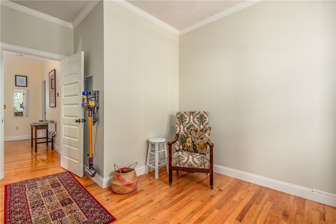 21 Harkness Street 2