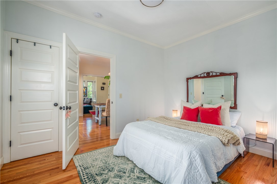 21 Harkness Street 2