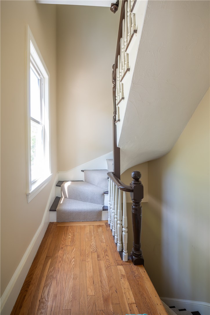 21 Harkness Street 2