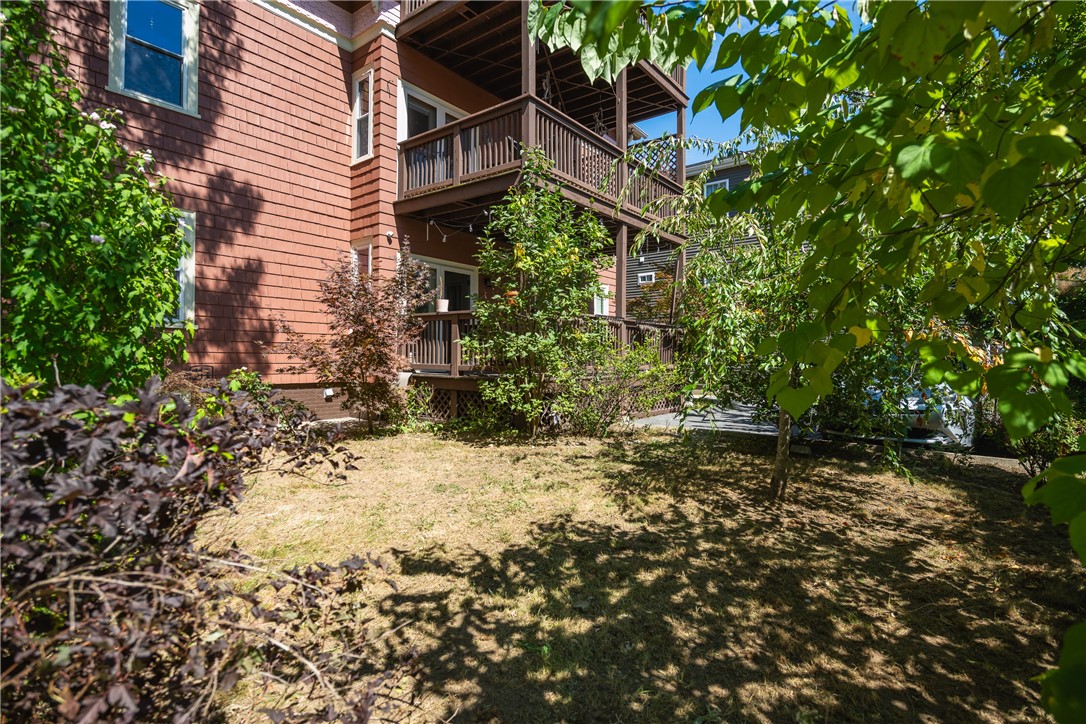 21 Harkness Street 2