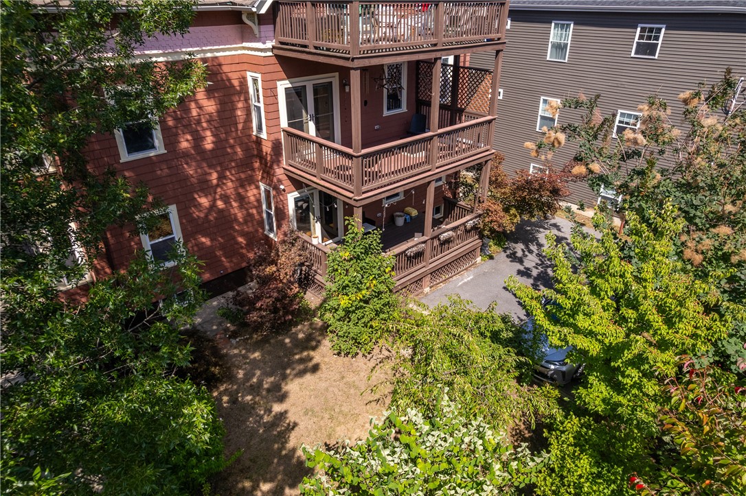 21 Harkness Street 2