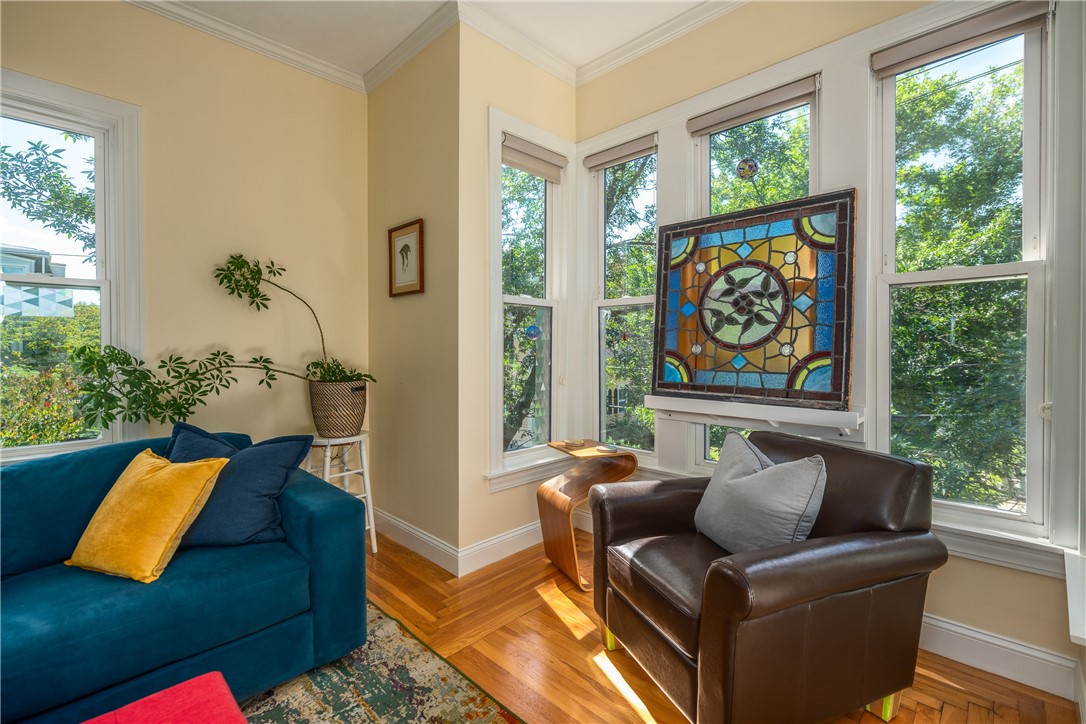 21 Harkness Street 2