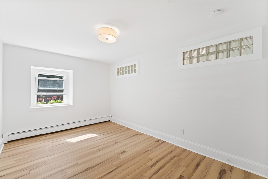 294 Middle Highway