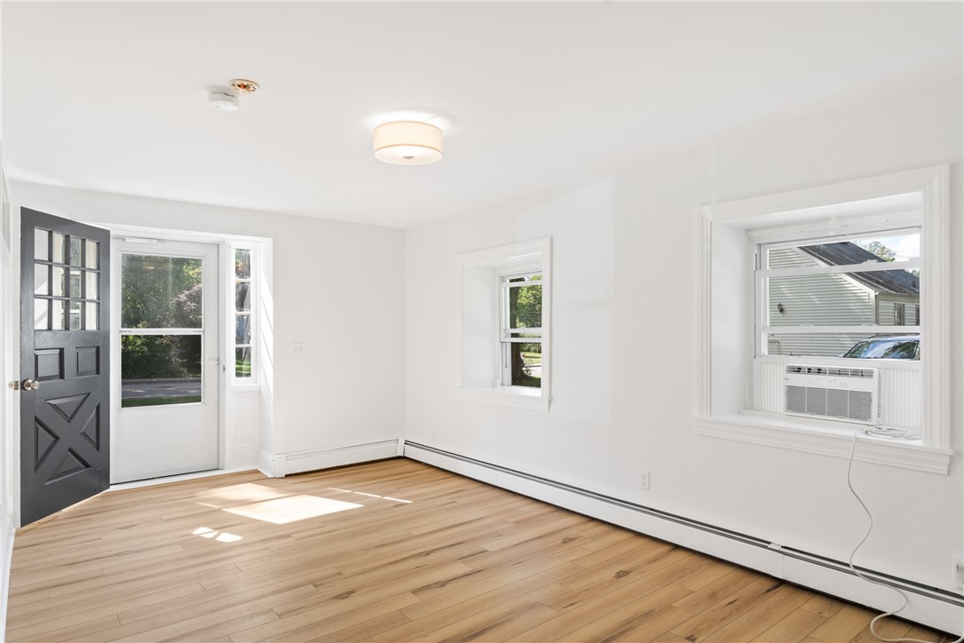 294 Middle Highway