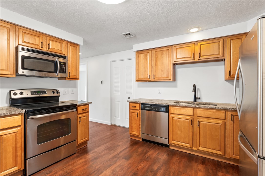 30 Argyle Avenue 109