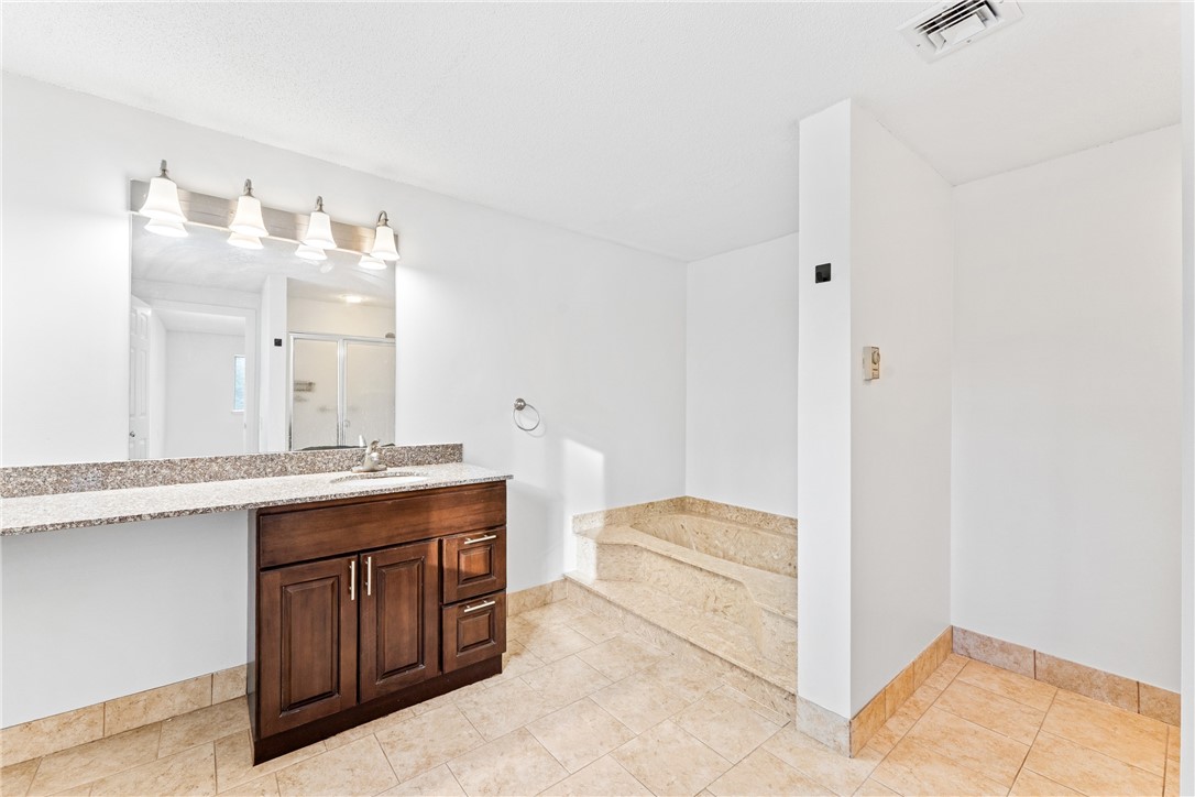 30 Argyle Avenue 109