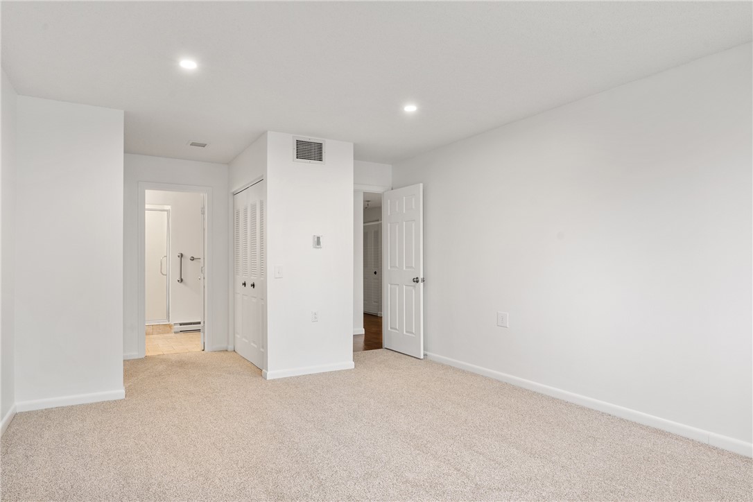 30 Argyle Avenue 201