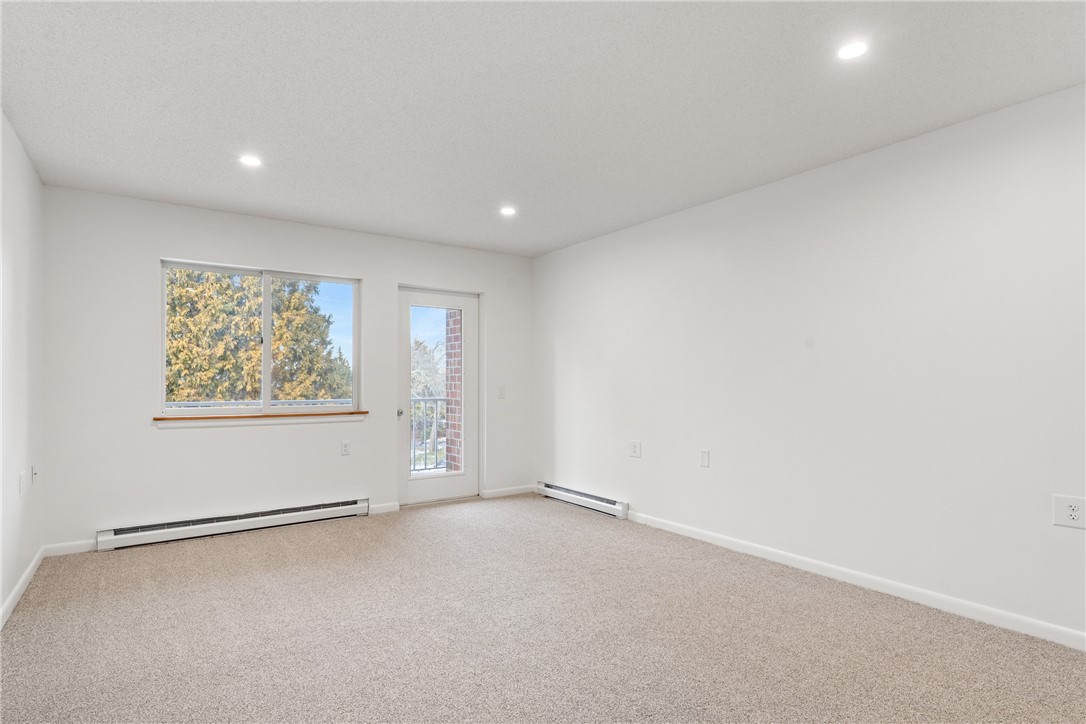 30 Argyle Avenue 201