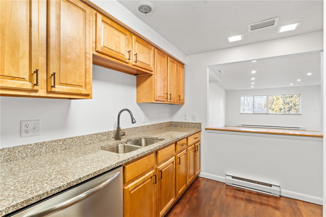 30 Argyle Avenue 201